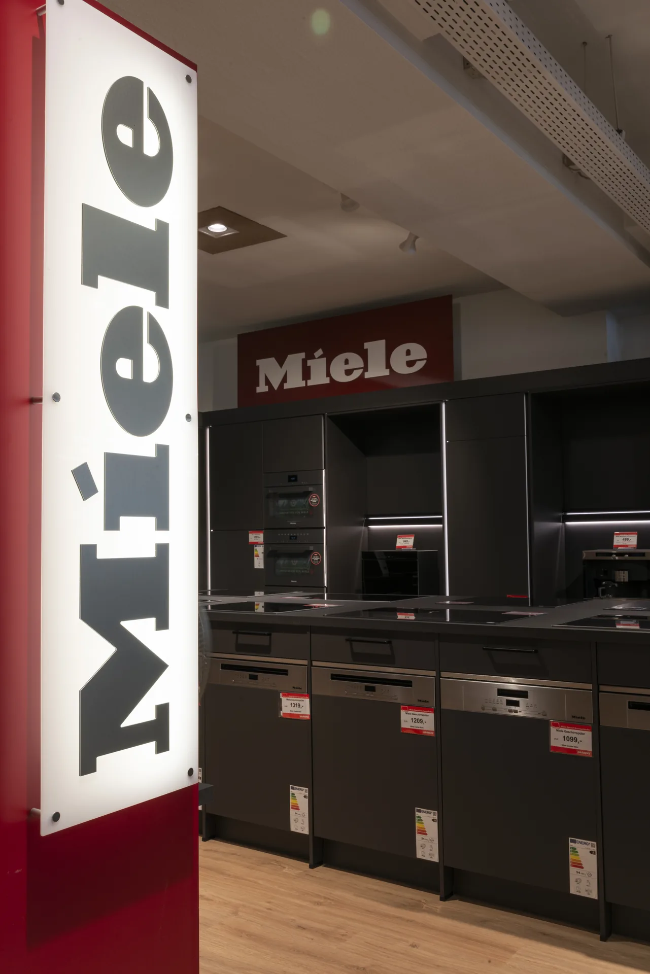 Miele-Ausstellung bei Harbeke, Miele-Center Köln