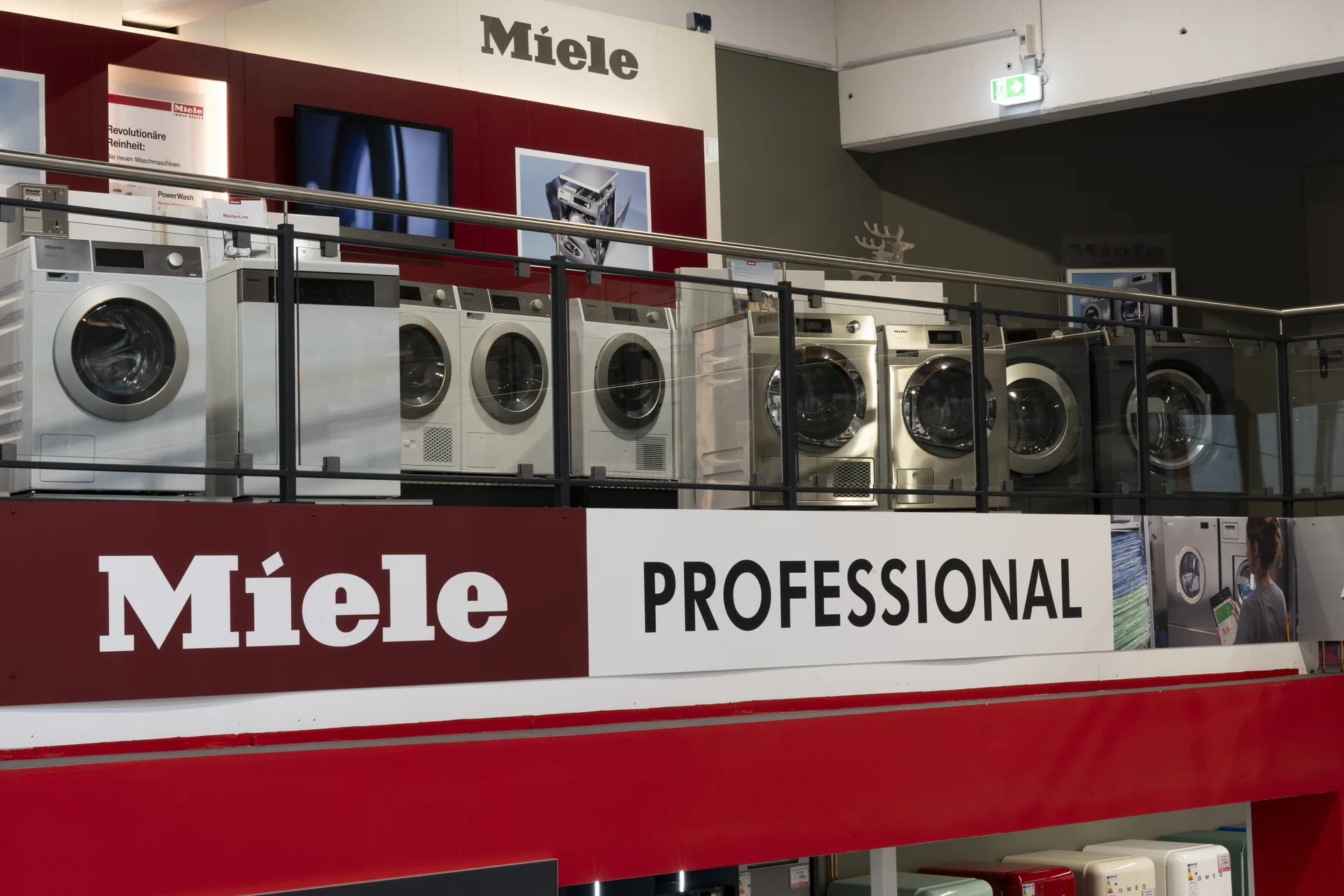 Miele-Ausstellung bei Harbeke, Miele-Center Köln